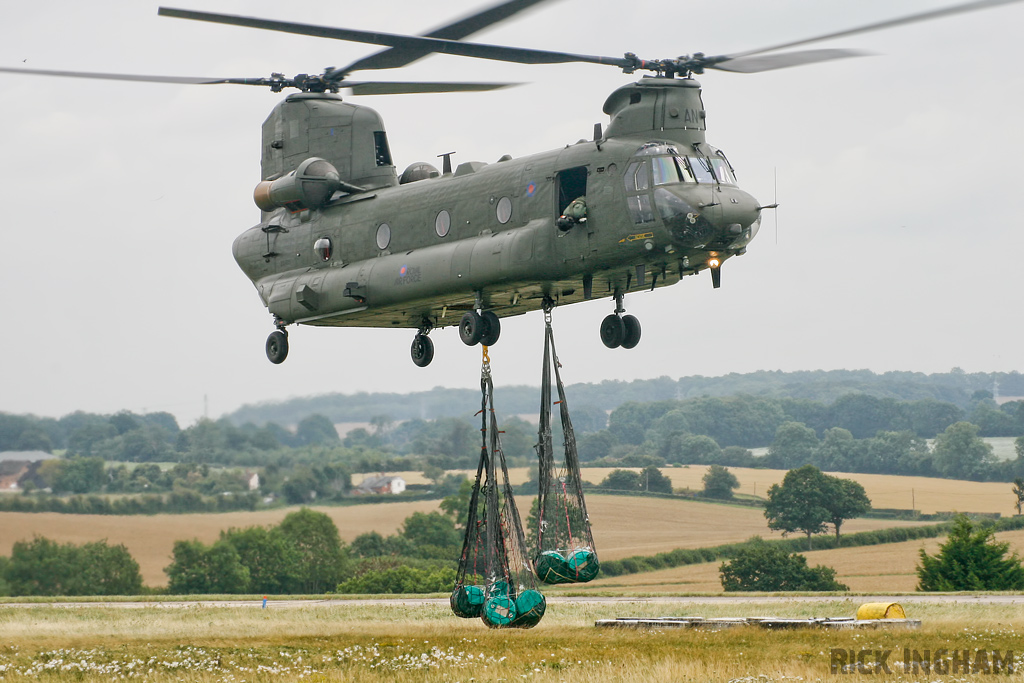 Boeing Chinook HC2 - ZA705/AN - RAF