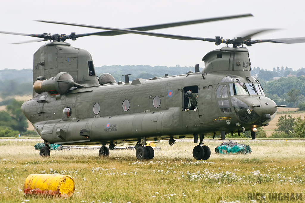 Boeing Chinook HC2 - ZA705/AN - RAF