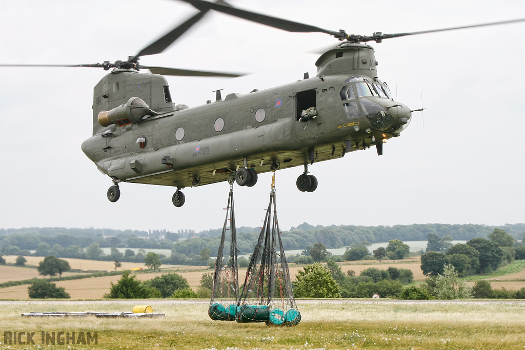 Boeing Chinook HC2 - ZA705/AN - RAF