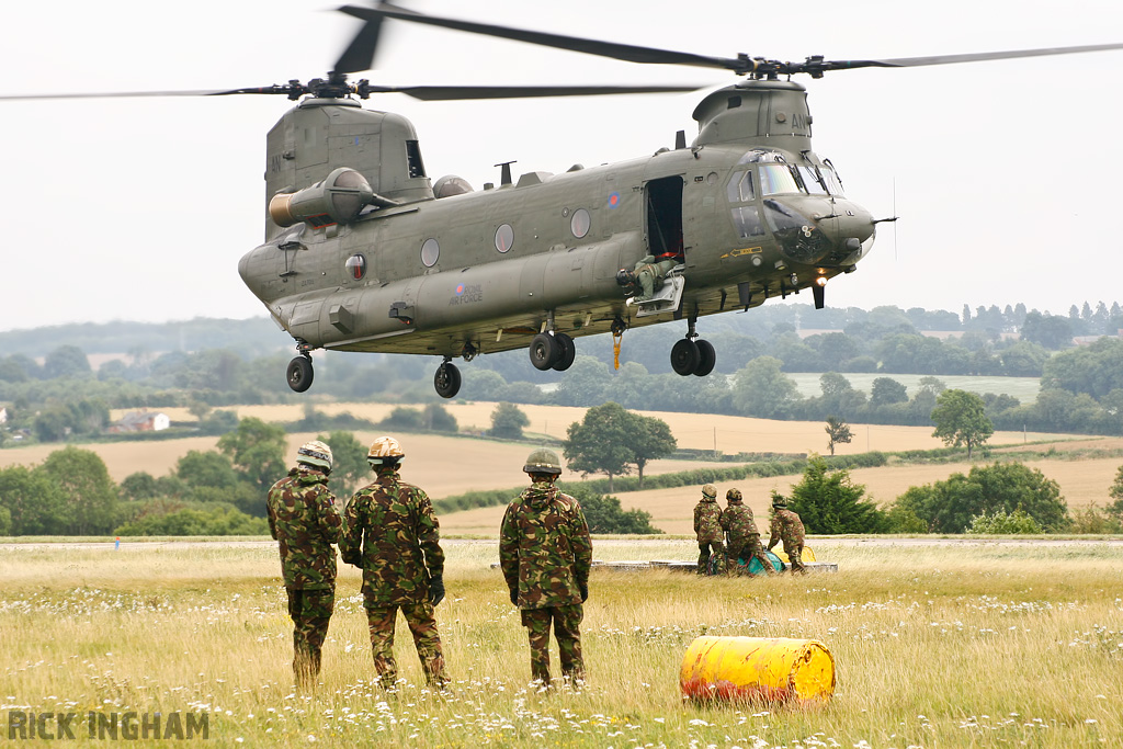 Boeing Chinook HC2 - ZA705/AN - RAF