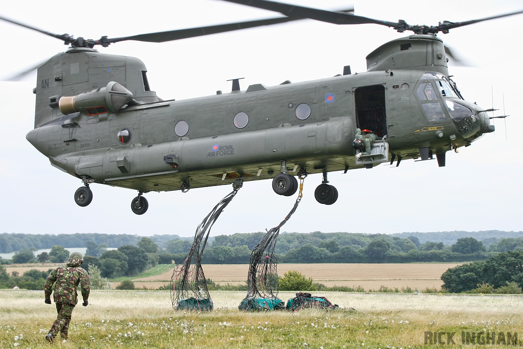 Boeing Chinook HC2 - ZA705/AN - RAF