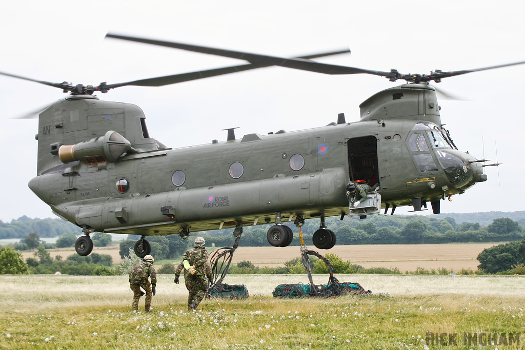 Boeing Chinook HC2 - ZA705/AN - RAF