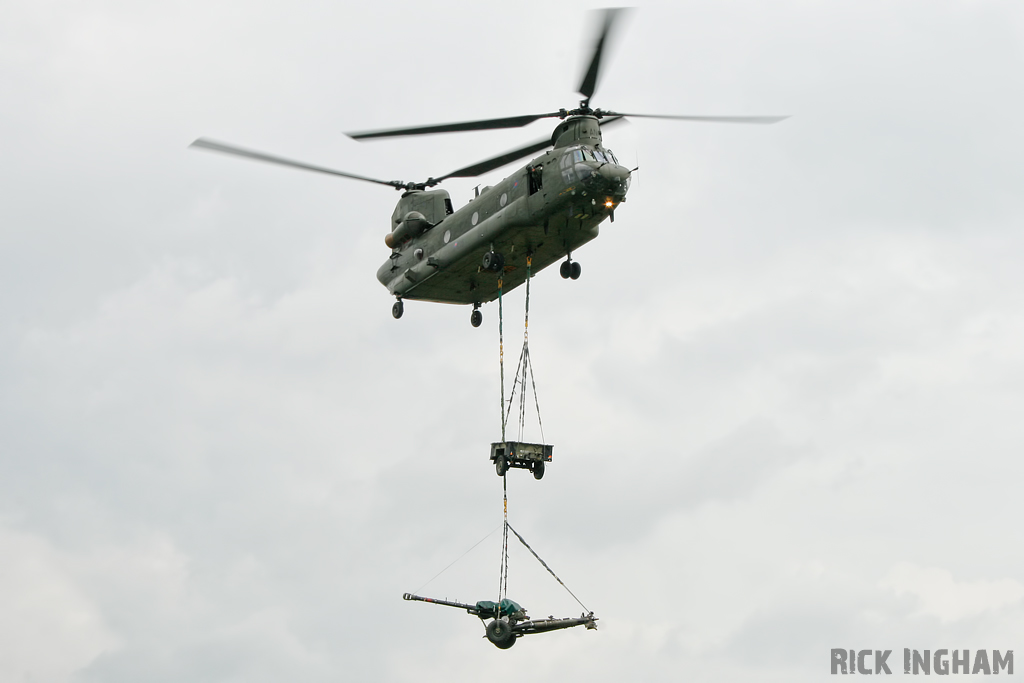 Boeing Chinook HC2 - ZA705/AN - RAF