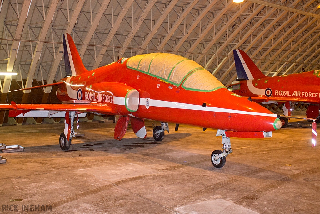 British Aerospace Hawk T1 - XX306 - RAF | The Red Arrows