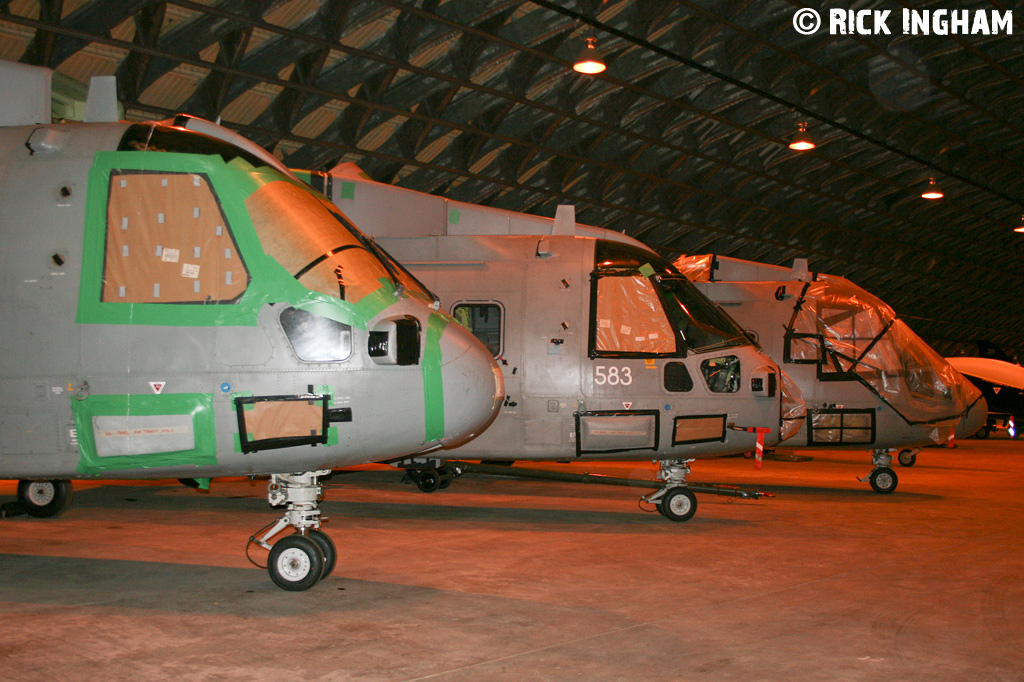 Westland Merlin HM1 - ZH822 + ZH825/583 + ZH823 - Royal Navy