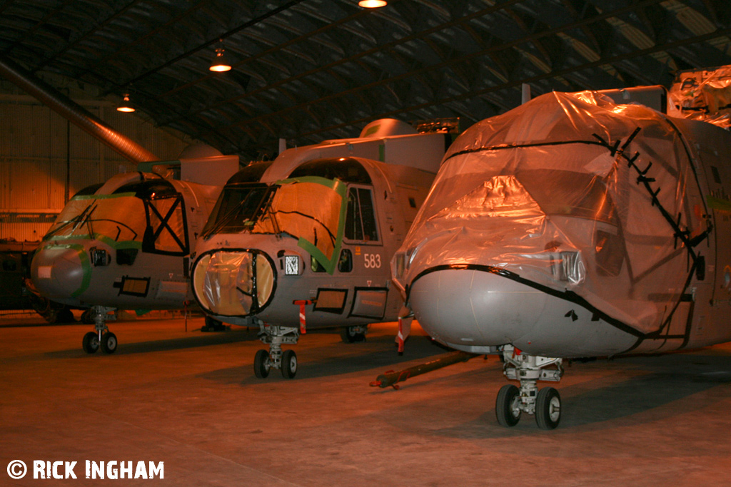 Westland Merlin HM1 - ZH823 + ZH825/583 + ZH822 - Royal Navy