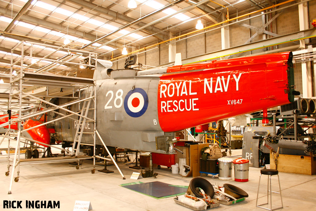 Westland Sea King HU5 - XV647/28 - Royal Navy