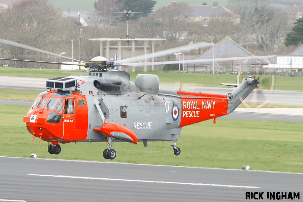 Westland Sea King HU5 - XV670/17 - Royal Navy