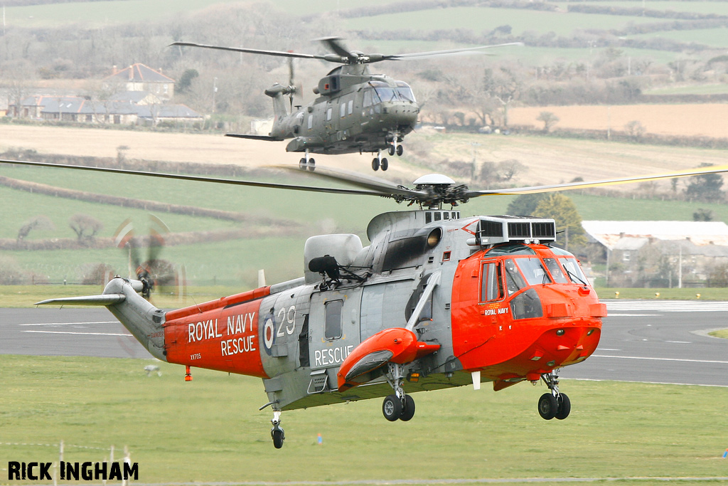 Westland Sea King HU5 - XV705/29 - Royal Navy