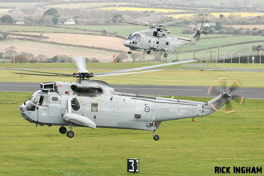 Westland Sea King ASaC7 - ZE418/86 - Royal Navy