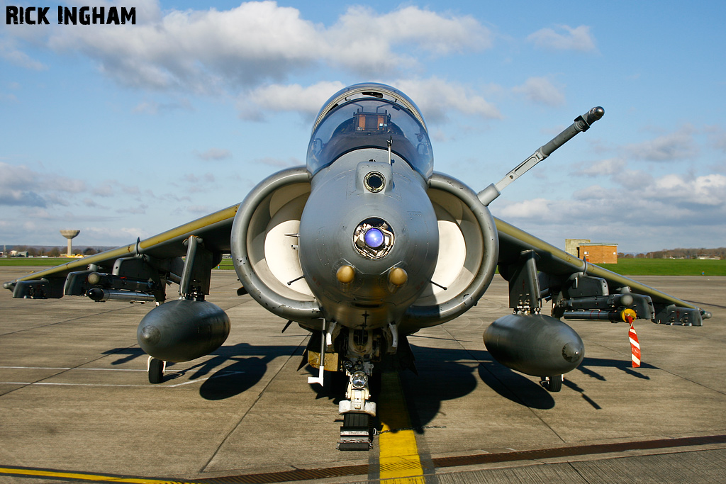 British Aerospace Harrier GR9 - ZD327/08 - RAF