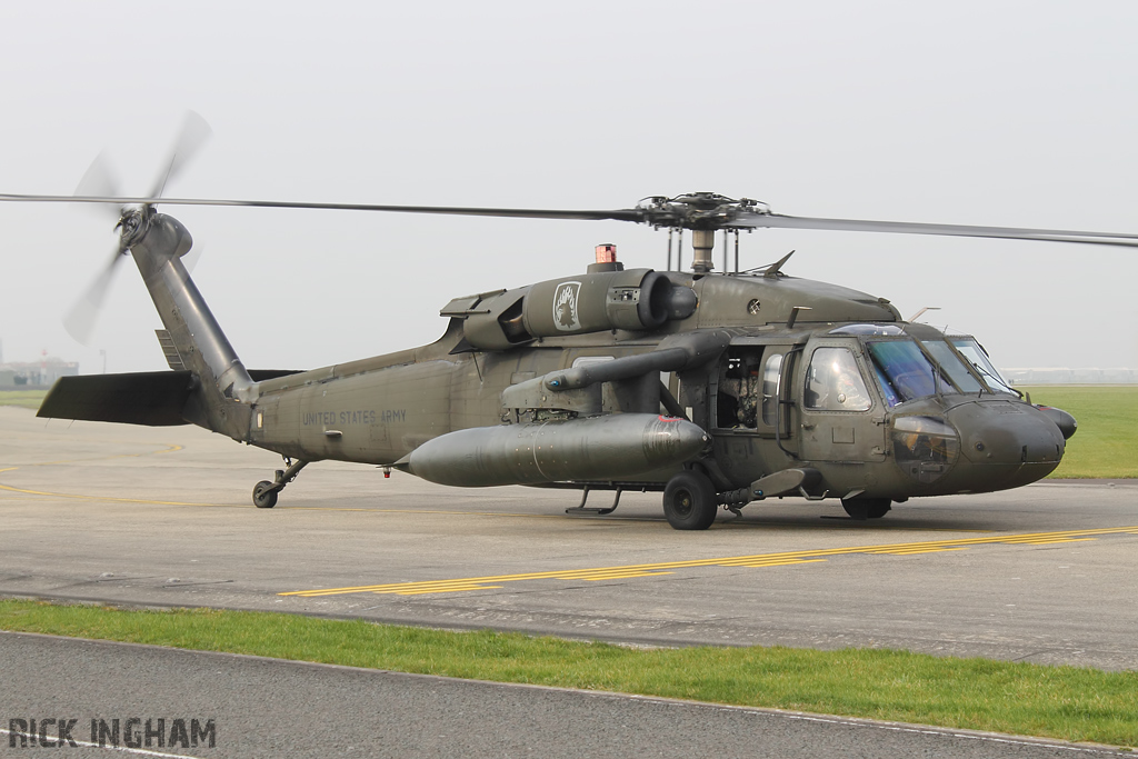 Sikorsky UH-60A Black Hawk - 83-23869 - US Army