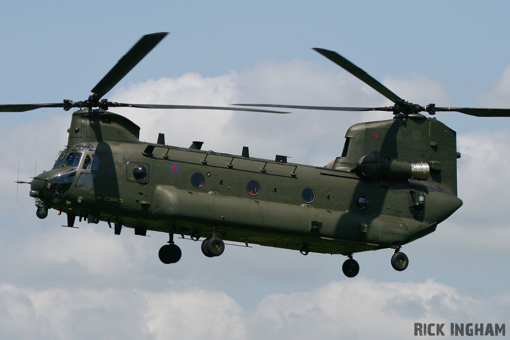 Boeing Chinook HC2 - ZA681/AI - RAF