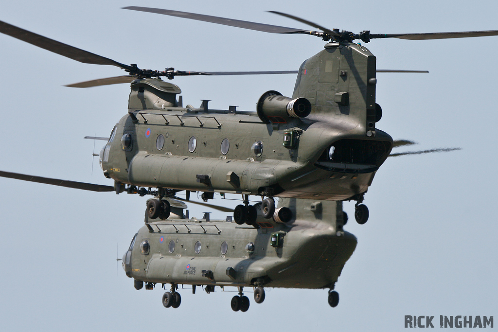 Boeing Chinook HC2 - ZA720/AW + ZA681/AI - RAF