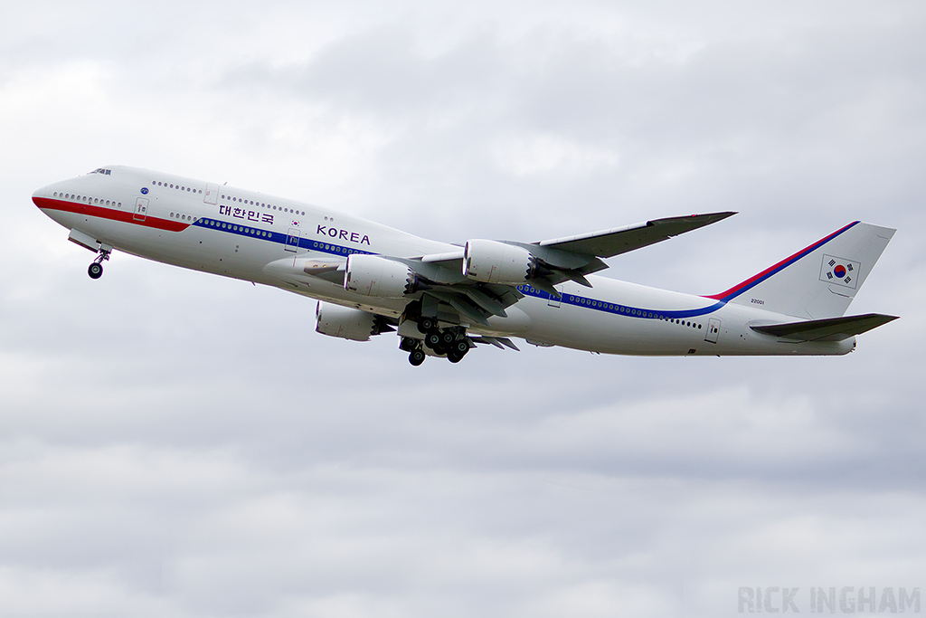 Boeing 747-8B5 - 22001 - Republic of Korea Air Force