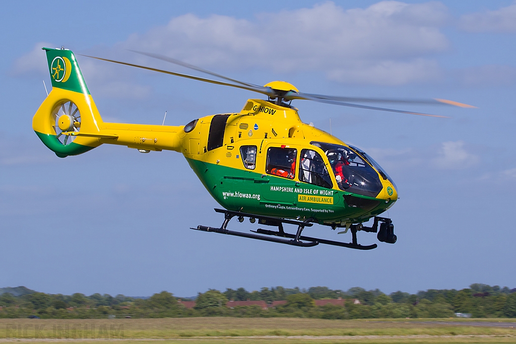 Eurocopter EC135 - G-HIOW - Hampshire & Isle of Wight Air Ambulance