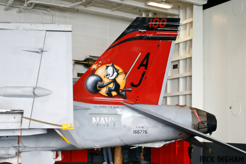 Boeing FA-18E Super Hornet - 166776 - US Navy