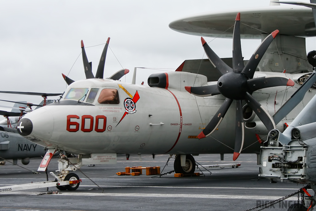 Grumman E-2C Hawkeye - 165300/600 - US Navy