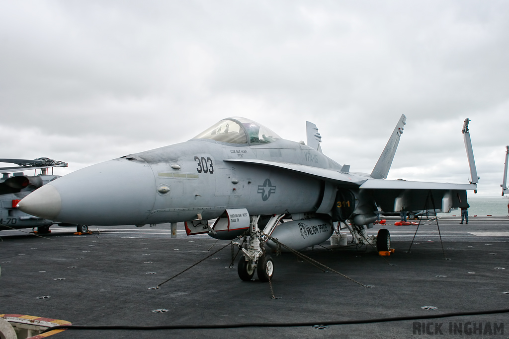 McDonnell Douglas FA-18C Hornet - 164646/303 - US Navy