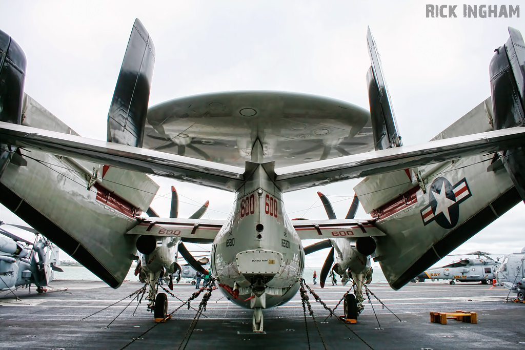 Grumman E-2C Hawkeye - 165300/600 - US Navy