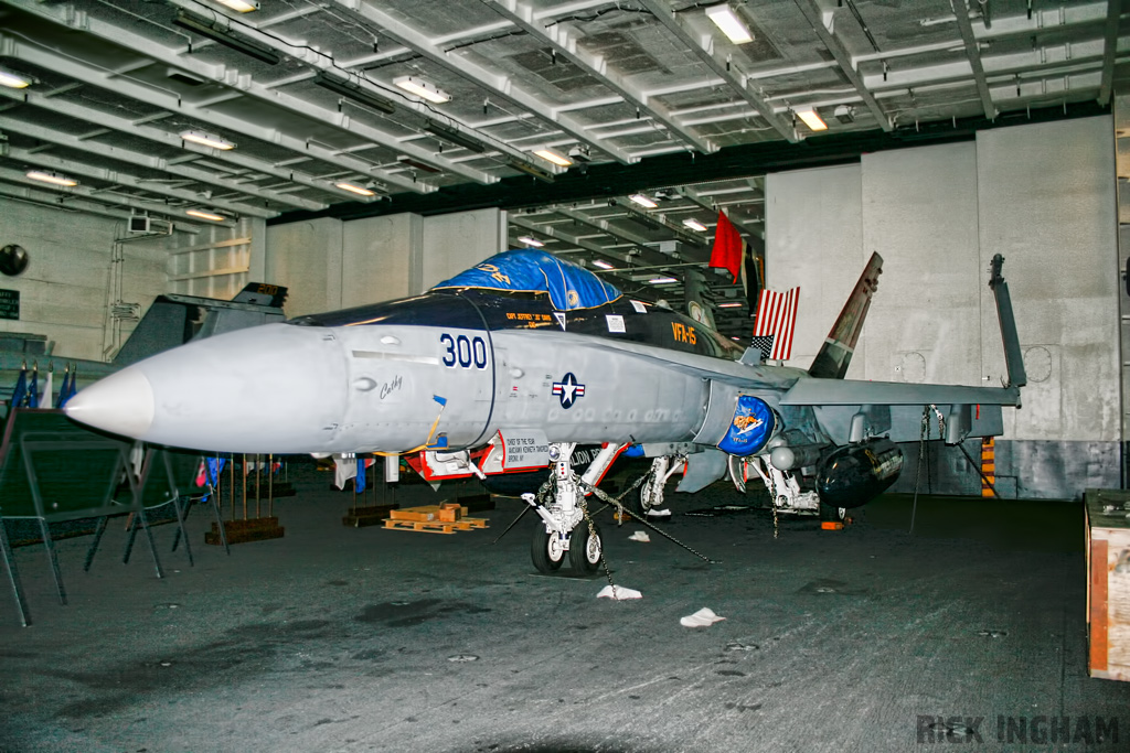 McDonnell Douglas FA-18C Hornet - 164236/300 - US Navy