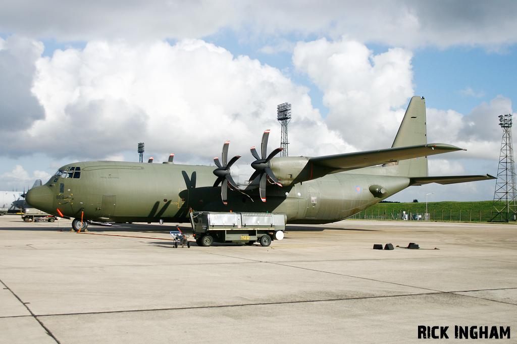 Lockheed C-130J Hercules C4 - ZH869 - RAF