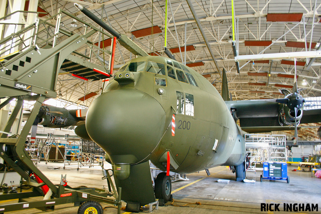 Lockheed C-130K Hercules C1P - XV200 - RAF