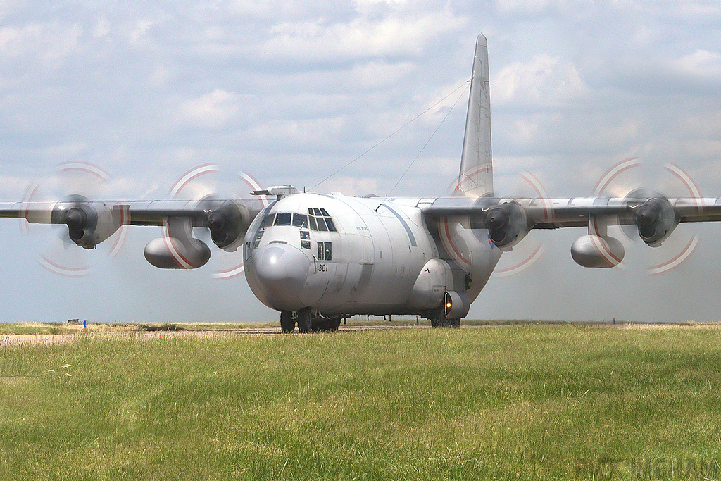 Lockheed C-130K Hercules C3 - XV301 - RAF