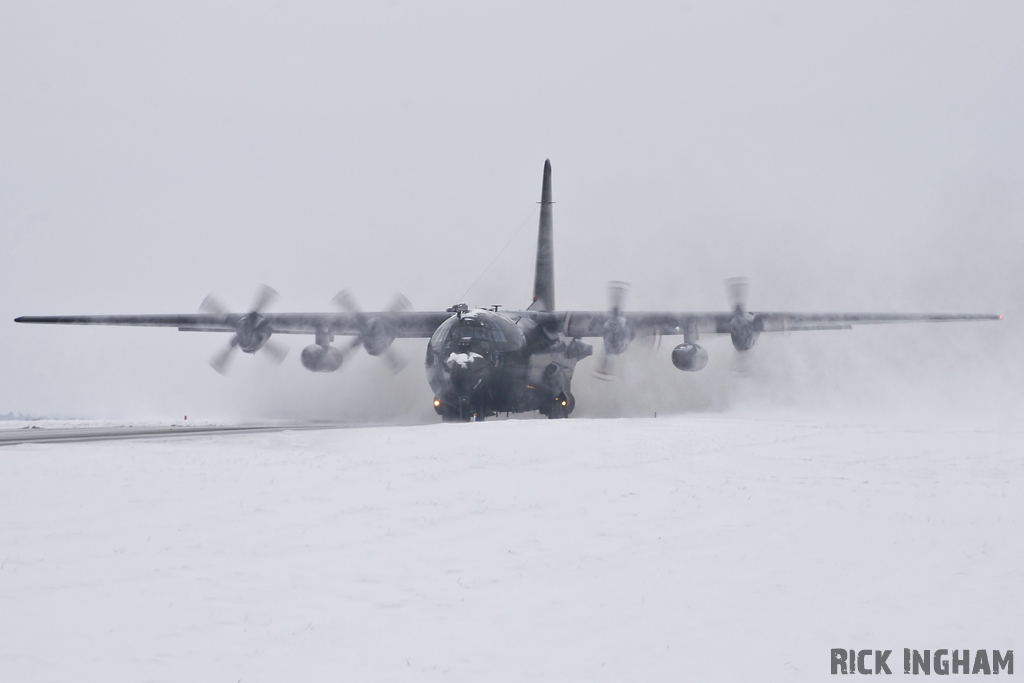 Lockheed C-130K Hercules C1P - XV295 - RAF