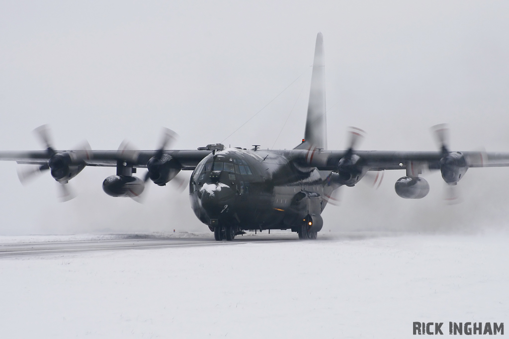 Lockheed C-130K Hercules C1P - XV295 - RAF