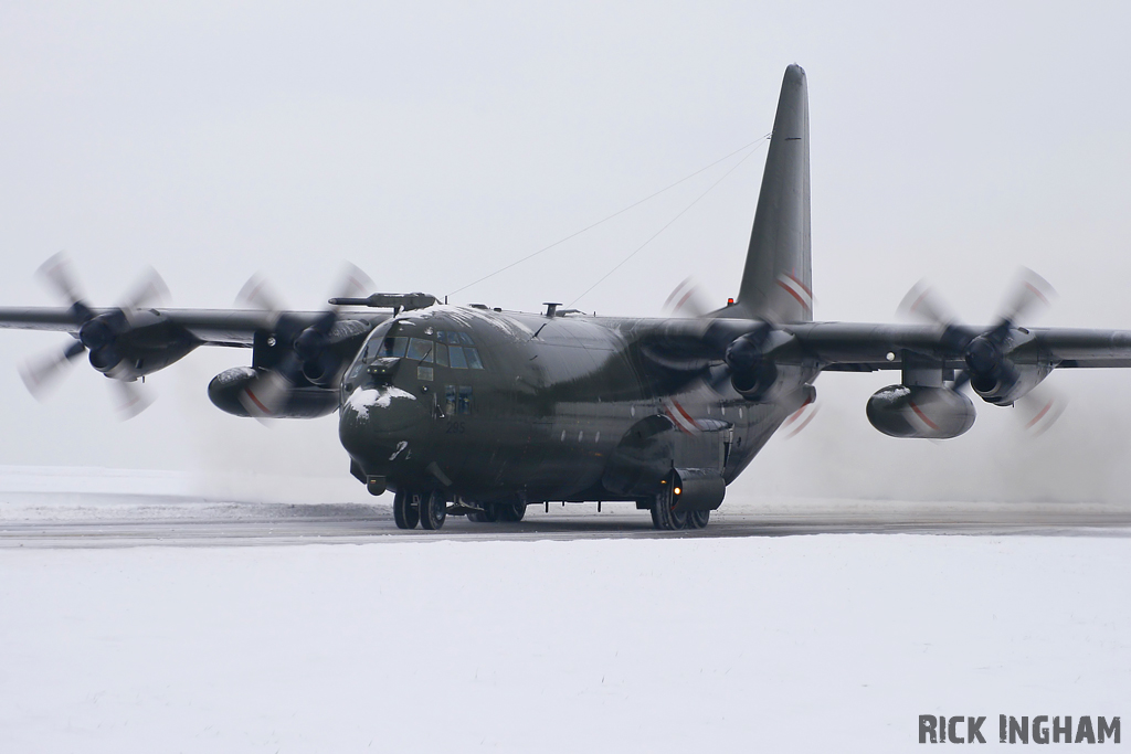 Lockheed C-130K Hercules C1P - XV295 - RAF