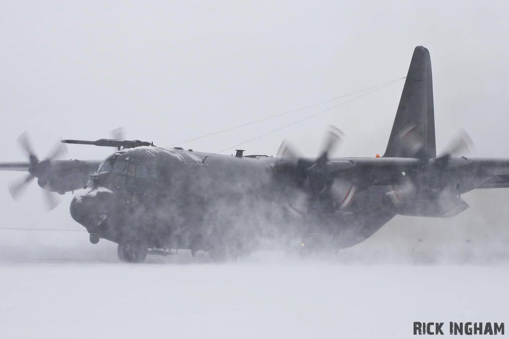 Lockheed C-130K Hercules C1P - XV295 - RAF