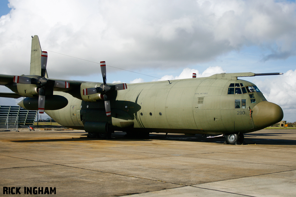 Lockheed C-130K Hercules C3 - XV290 - RAF