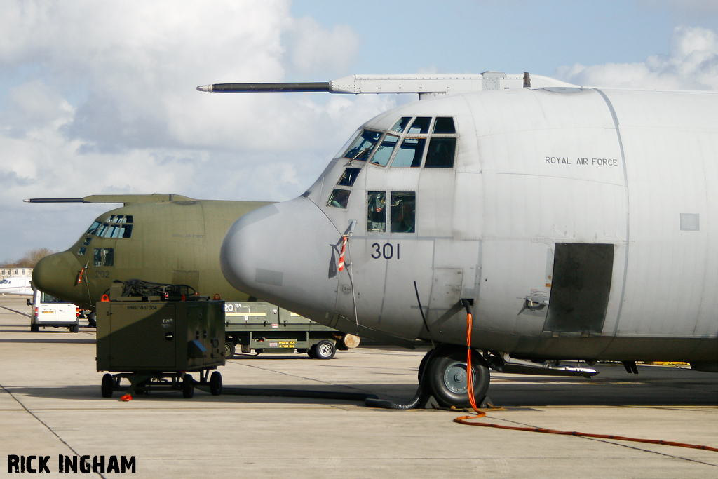 Lockheed C-130K Hercules C3 - XV301 - RAF