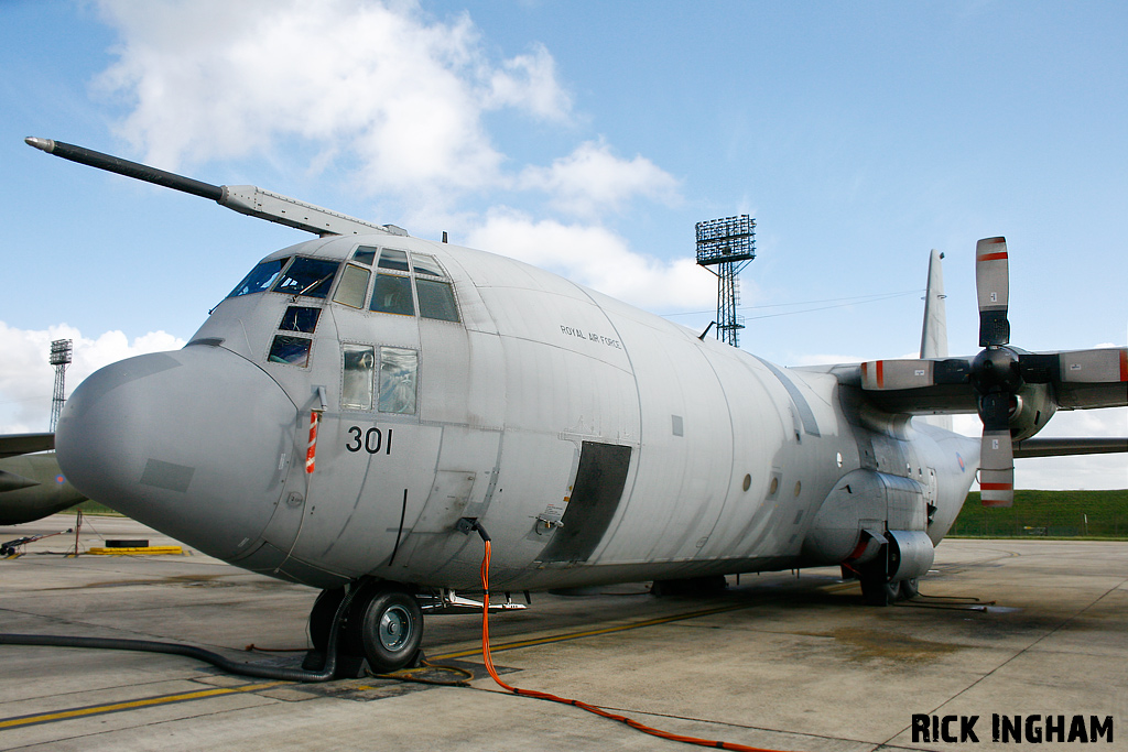Lockheed C-130K Hercules C3 - XV301 - RAF