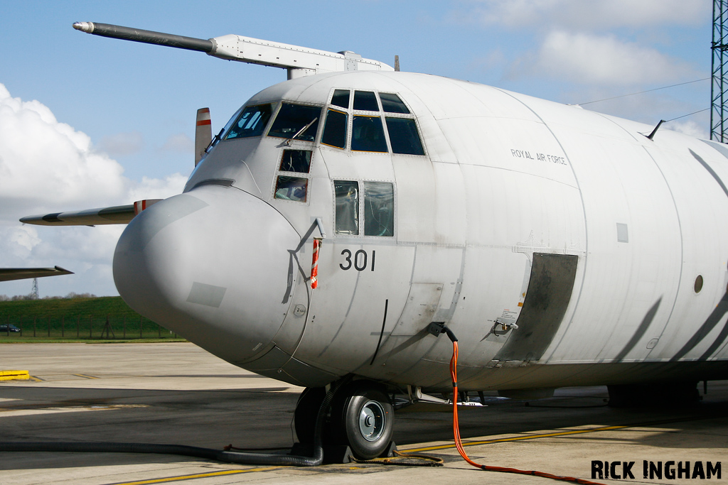 Lockheed C-130K Hercules C3 - XV301 - RAF