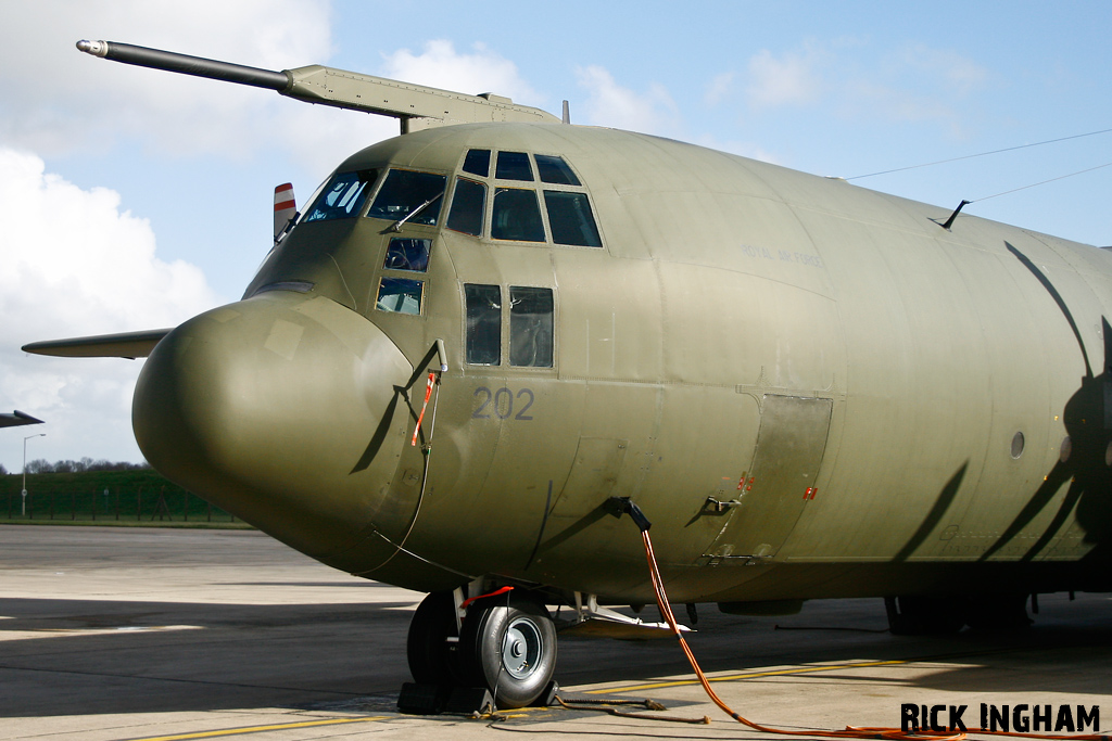 Lockheed C-130K Hercules C3 - XV202 - RAF