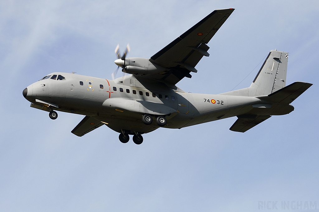 CASA C-235 - T.19B-14 / 74-32 - Spanish Air Force