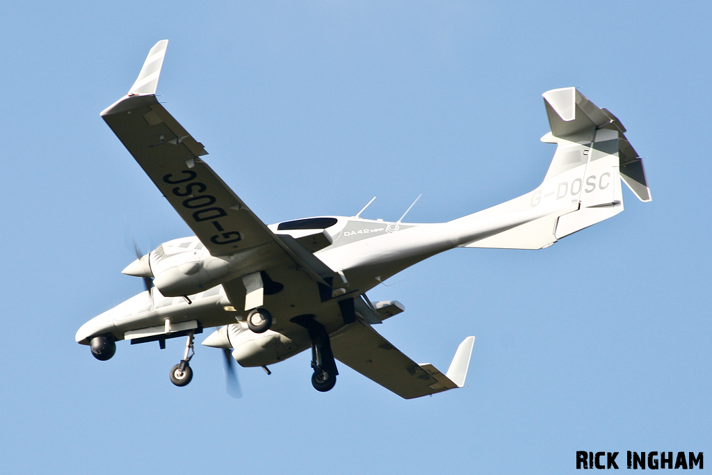 Diamond DA42 Twin Star - G-DOSC