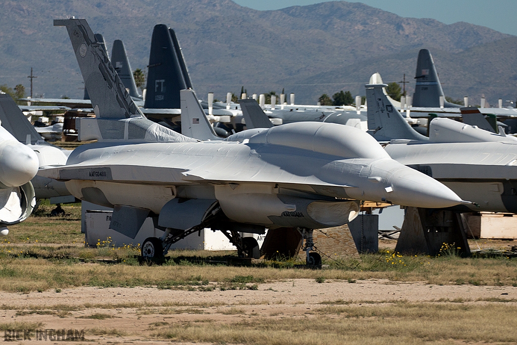 Lockheed Martin TF-16N Fighting Falcon - 163279 - US Navy