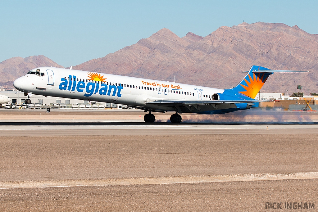 McDonnell Douglas MD-83 - N416NV - Allegiant