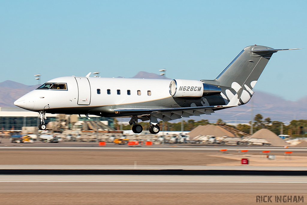 Bombardier Challenger 600 - N628CM