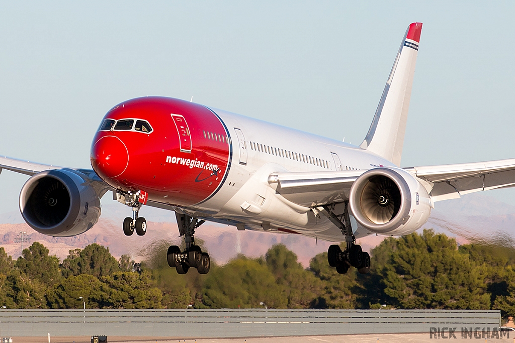 Boeing 787-8 Dreamliner - LN-LNF - Norwegian Airlines