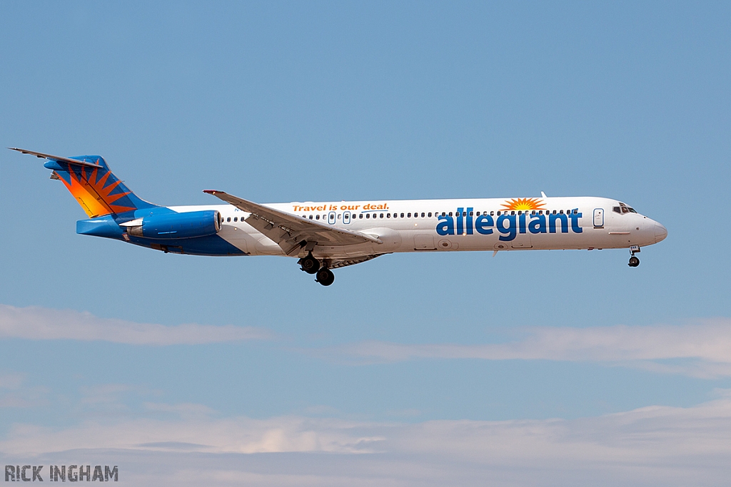 McDonnell Douglas MD-83 - N423NV - Allegiant