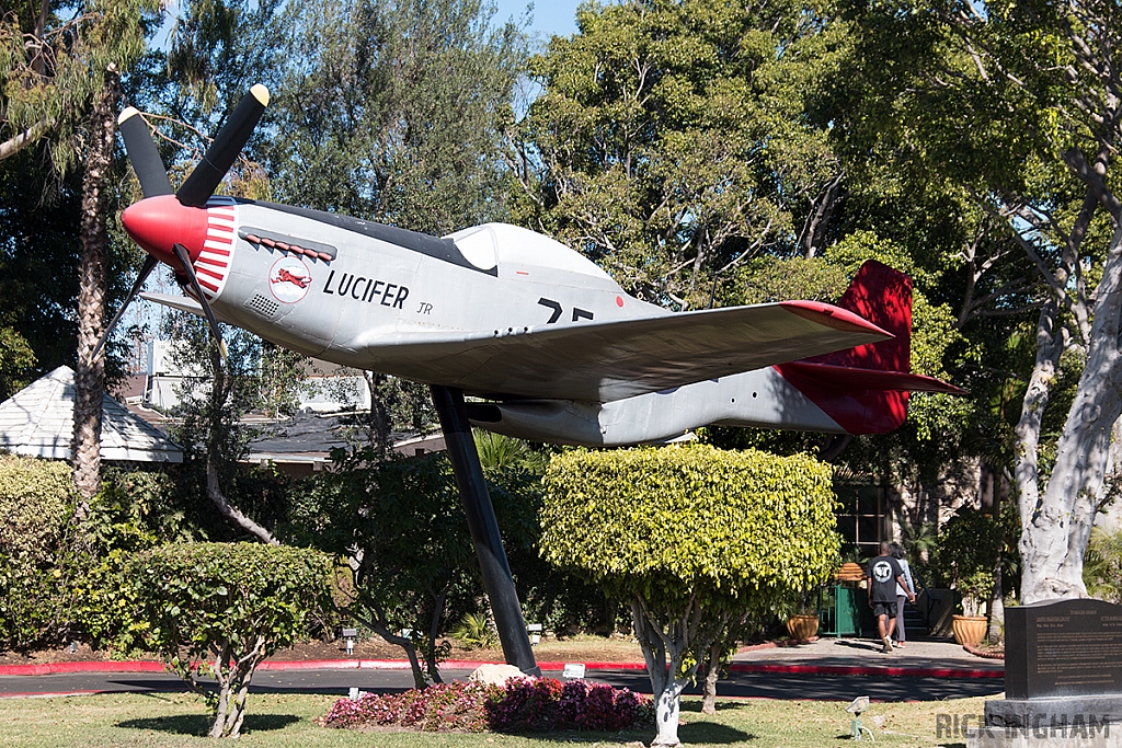 North American P-51D Mustang (replica)