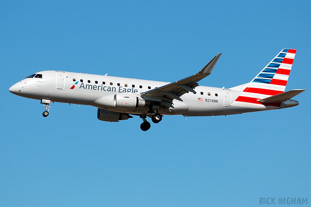 Embraer ERJ-170LR - N214NN - American Eagle