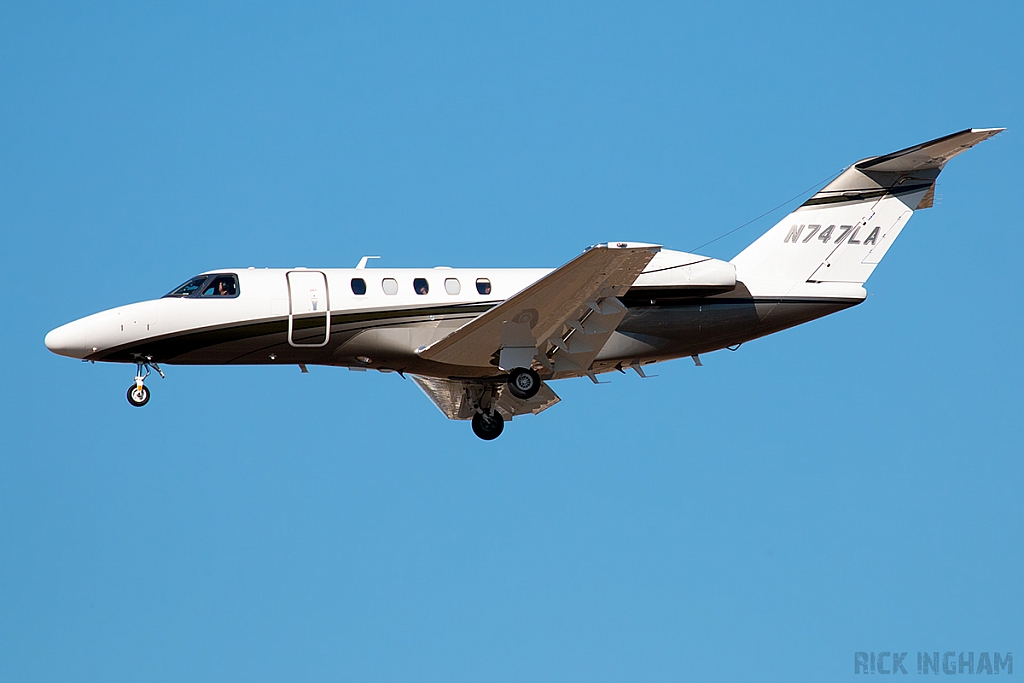 Cessna 525C Citation - N747LA