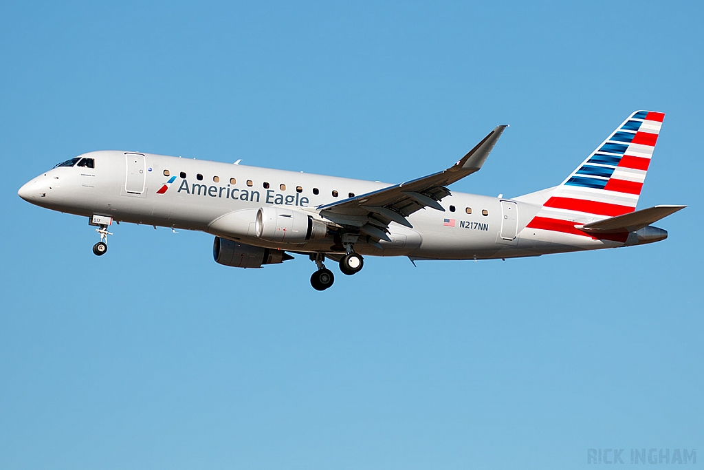 Embraer 170LR - N217NN - American Eagle