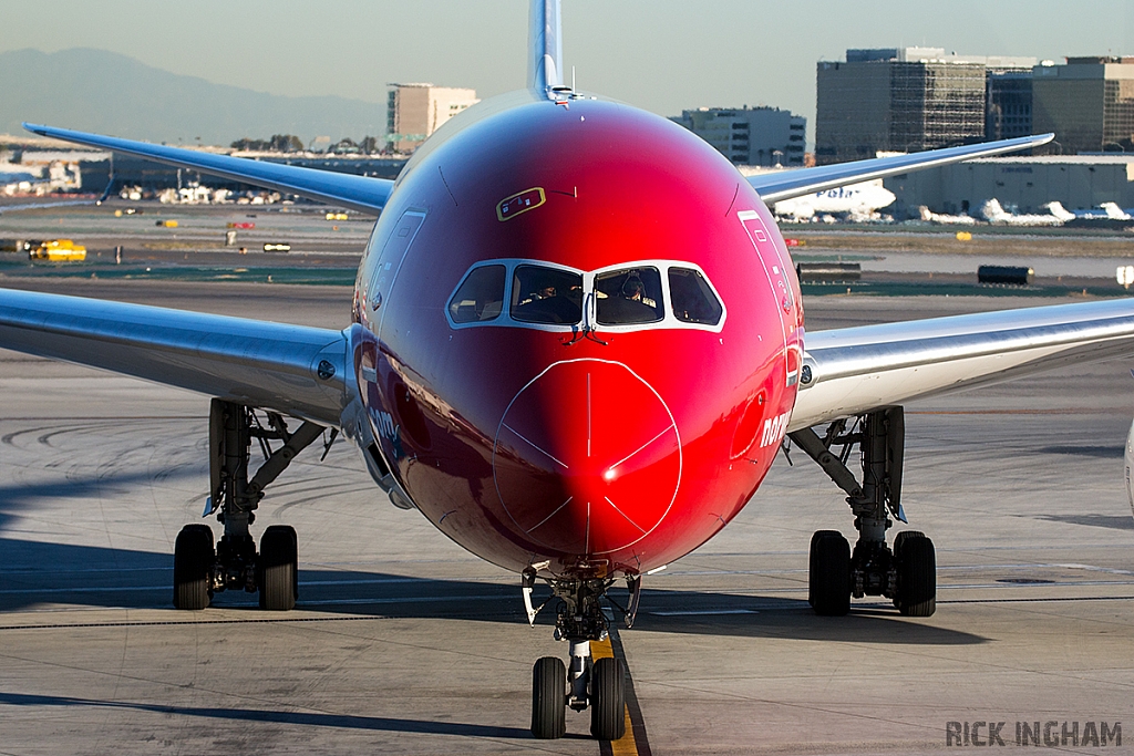 Boeing 787-8 Dreamliner - LN-LNG - Norwegian Airlines