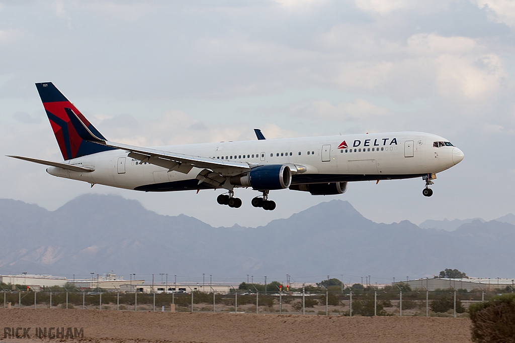 Boeing 767-324ER(WL) - N394DL - Delta Airlines